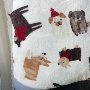 🐶Soft & Cozy Adorable Accent Pillow 🐶 NWT!
